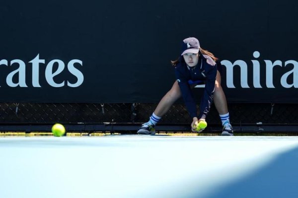 开元棋牌APP下载 中网球童2025澳网绽放光芒 专业展现中国魅力